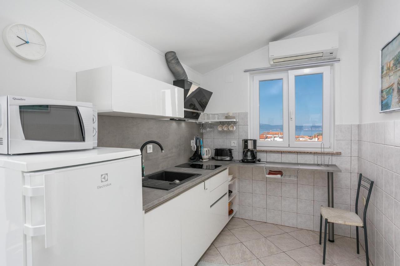 Apartment Rukavina Njivice Esterno foto